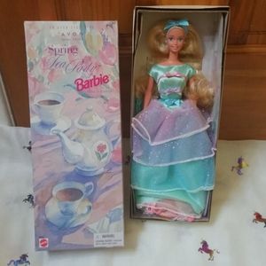 Avon Barbie Exclusive